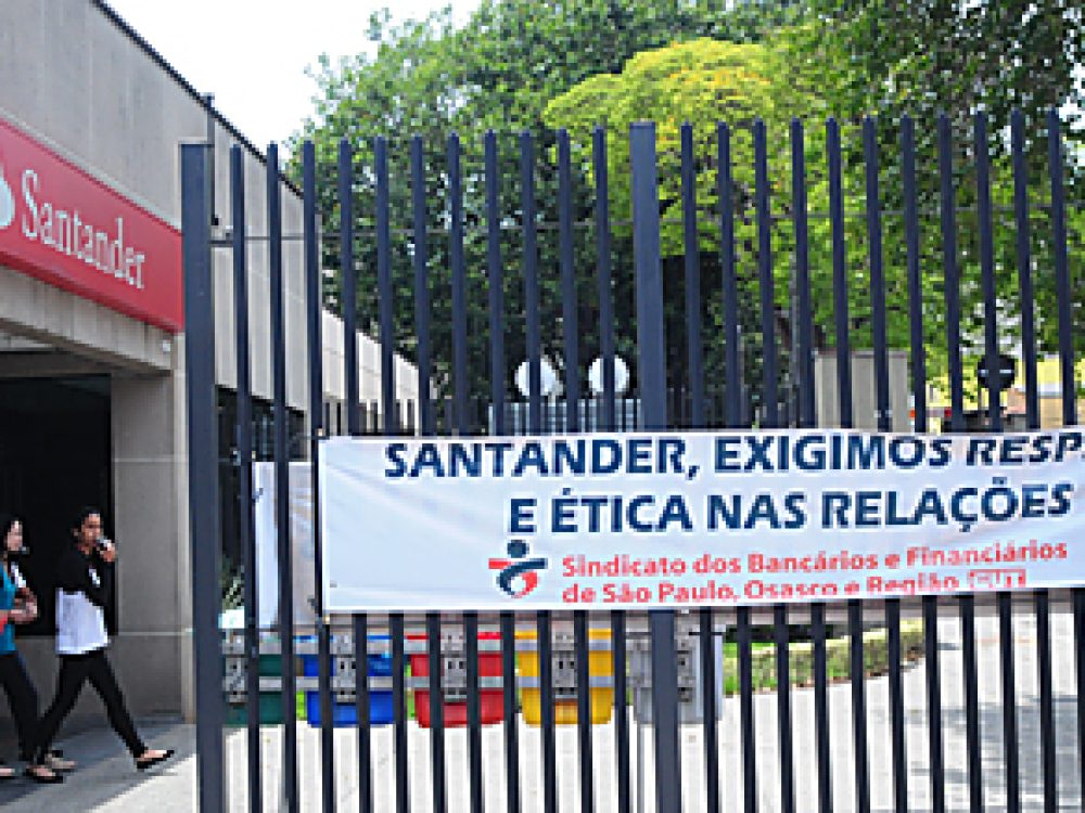 santander_manifestacao_05112010.jpg