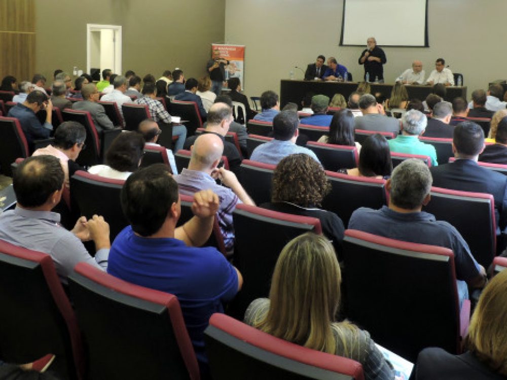 seminario-juridico-da-contraf-cut-vai-potencializar-resisten_e6aa45ba9d2b05a58e6c9c117dc84df9[1]