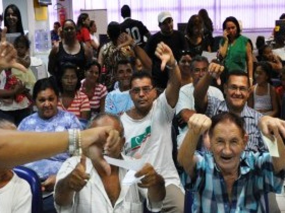 servidores_revoltados_com_atendimento_no_bb.jpg