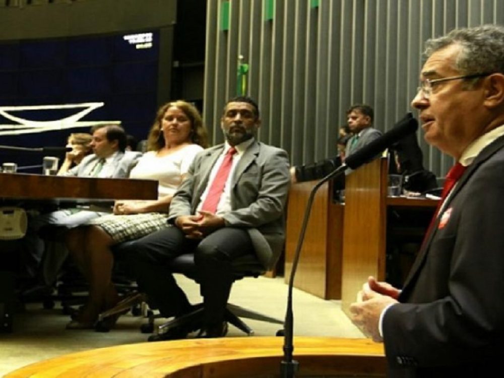 sufocamento-da-caixa-nao-interessa-a-sociedade-diz-president_3668e45b111238950f9ecd247b1ca517