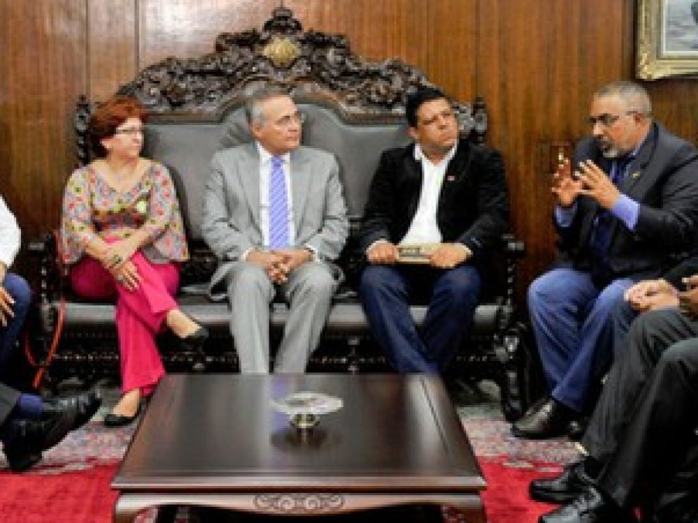 terceirizacao-senado-adia1