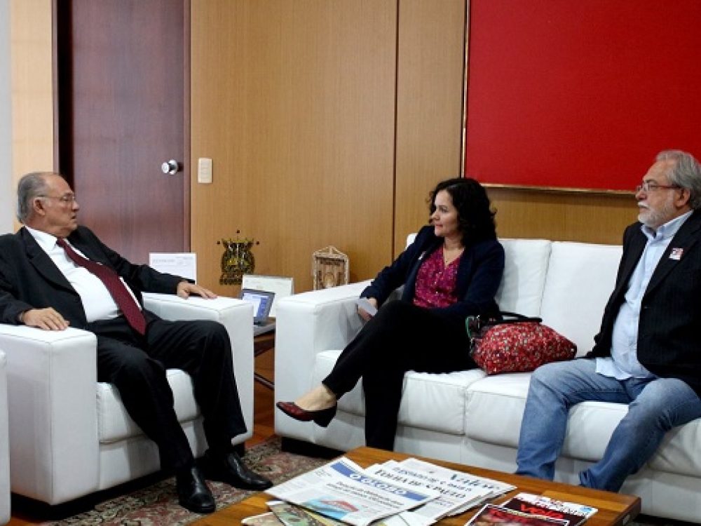 vale-cultura-ministro1