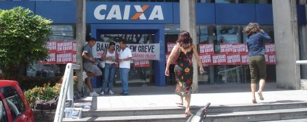 caixa_em_greve.jpg