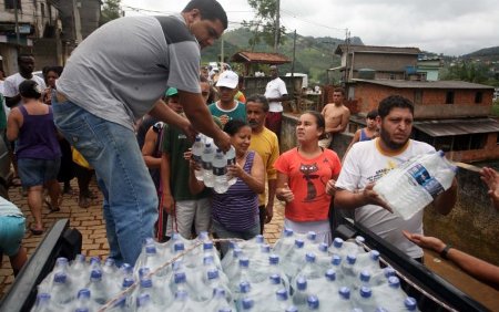 chuvas_do_rio_solidariedade.jpg