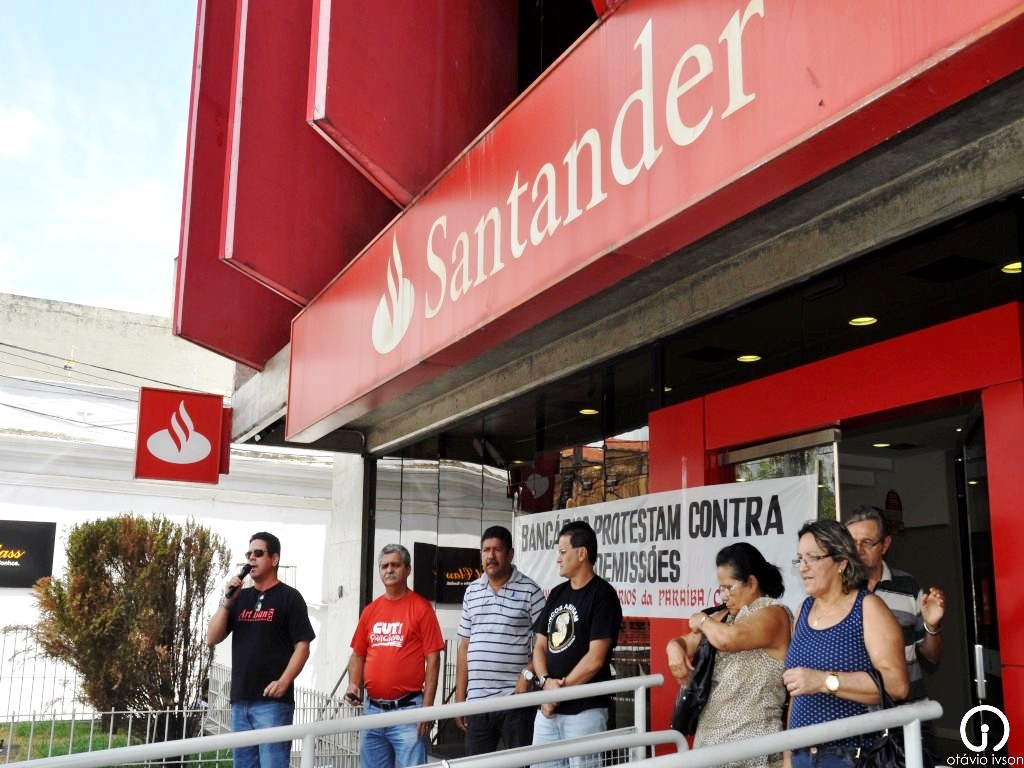 Santander protesto demissoes DSC 8379