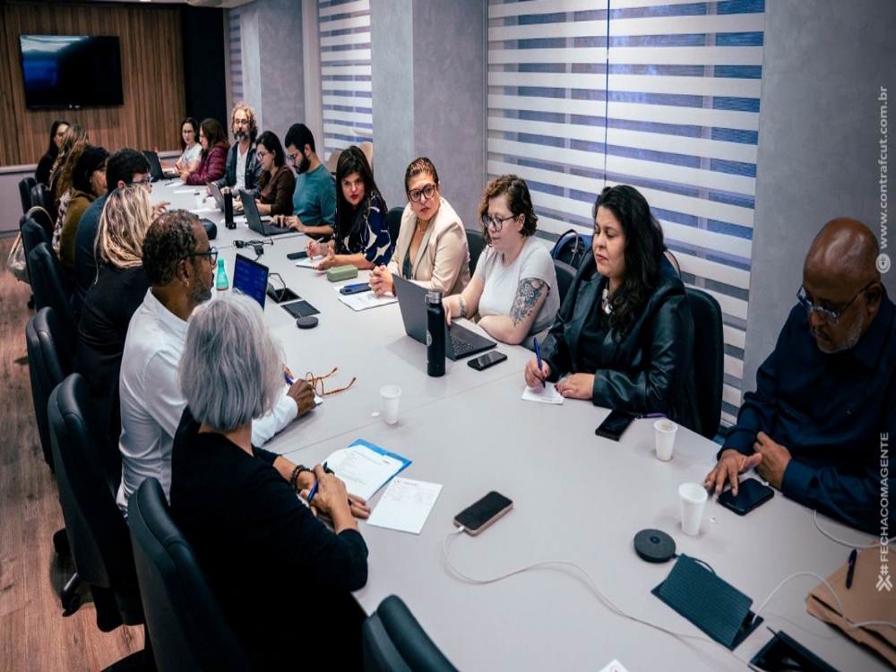 05062025_Trabalhadores e bancos se reúnem para discutir critérios do 4º Censo da Diversidade_ Site