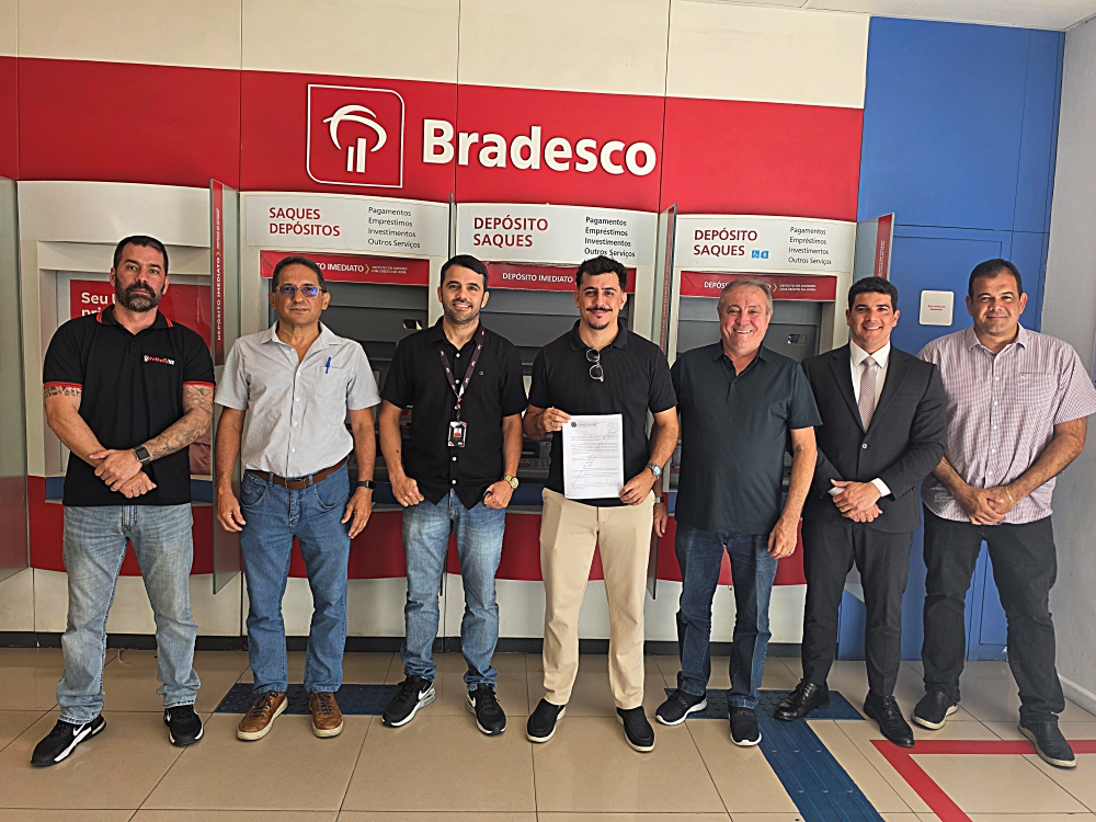 Justiça manda Bradesco reintegrar bancário dispensado em gozo de benefício previdenciário