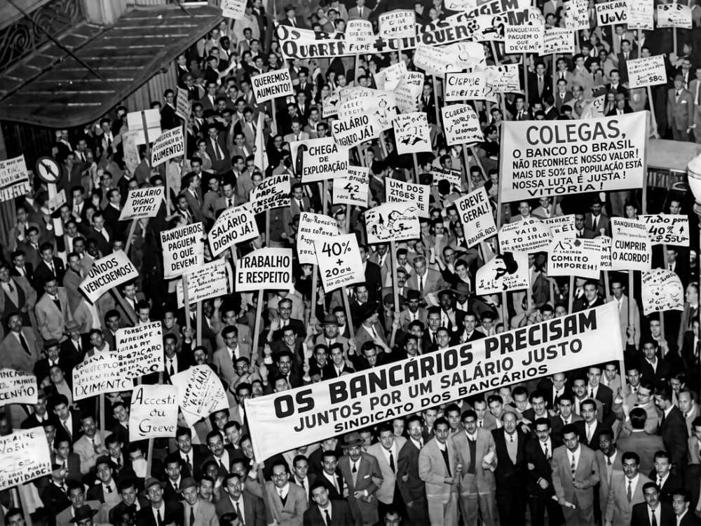 28 DE AGOSTO – DIA DO BANCÁRIO E DA BANCÁRIA