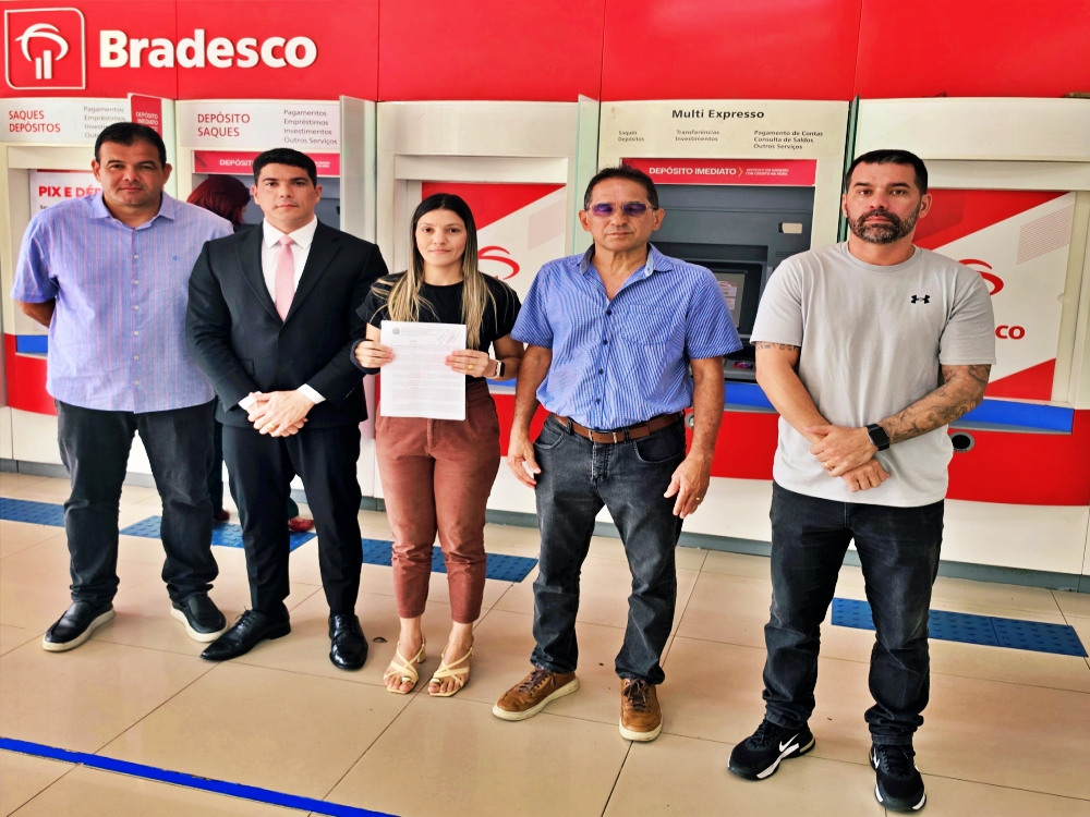 Justiça anula dispensa e manda Bradesco reintegrar bancária em tratamento de doença laboral