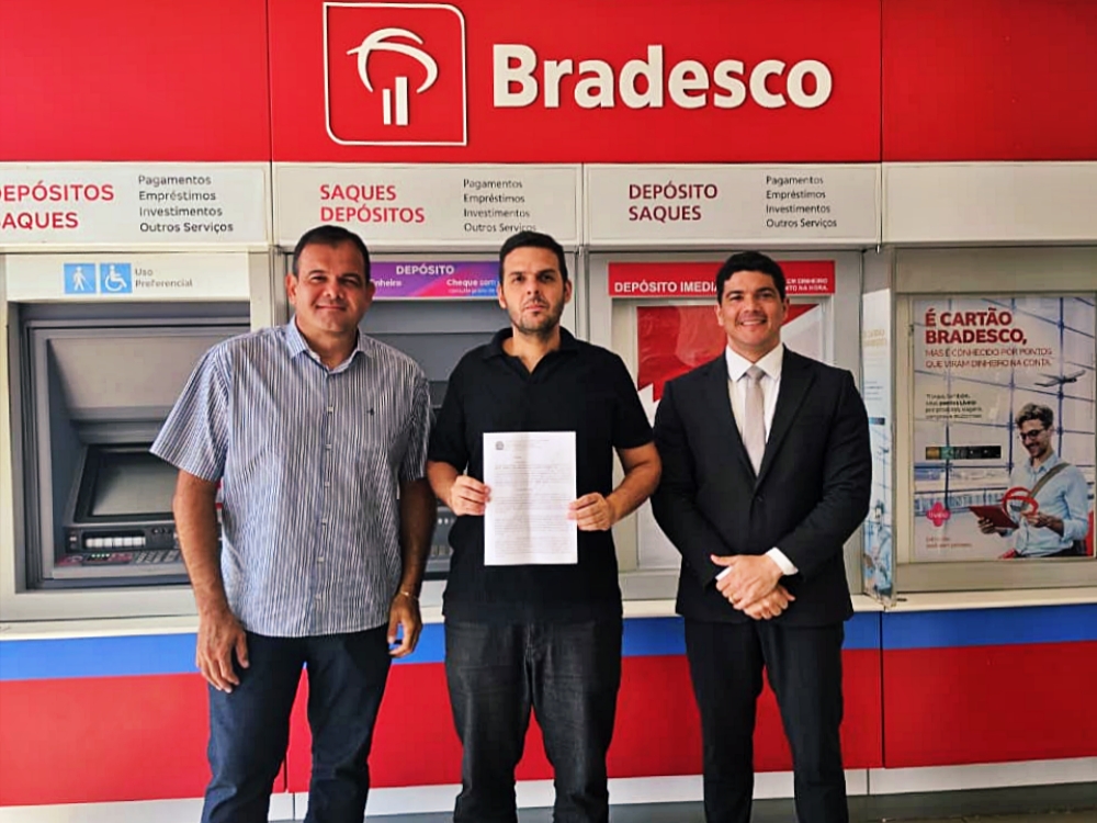 Bradesco reintegra bancário afastado em gozo de benefício previdenciário acidentário